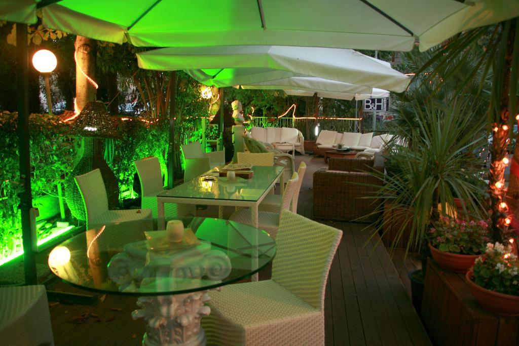 Hotel Bengasi Rimini Exterior foto