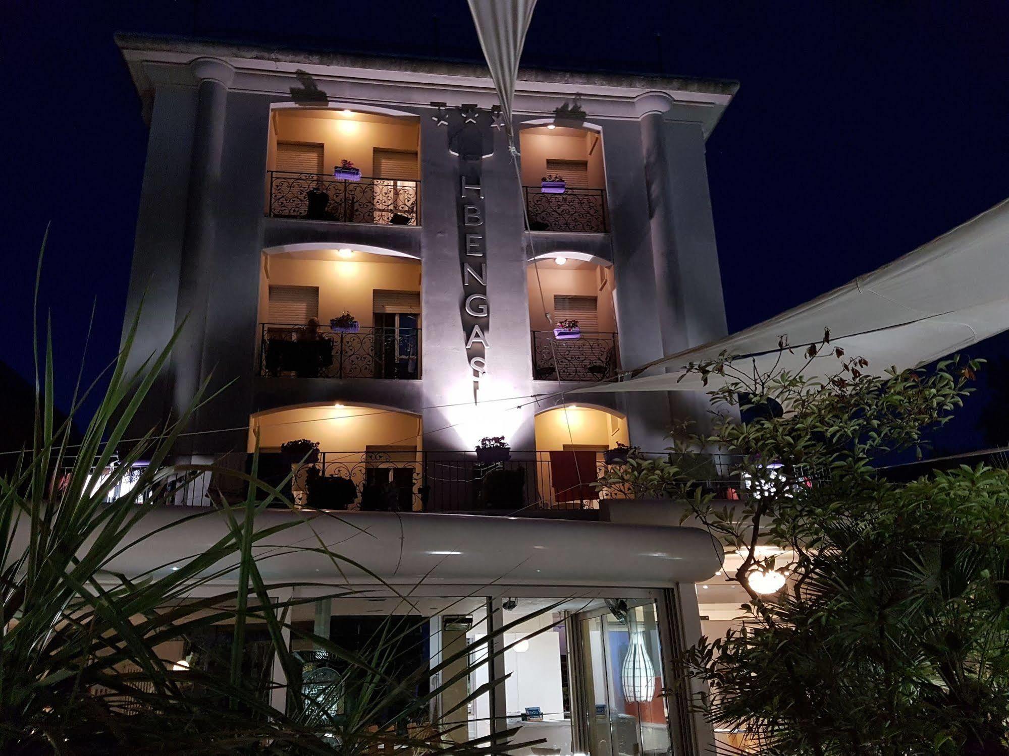 Hotel Bengasi Rimini Exterior foto