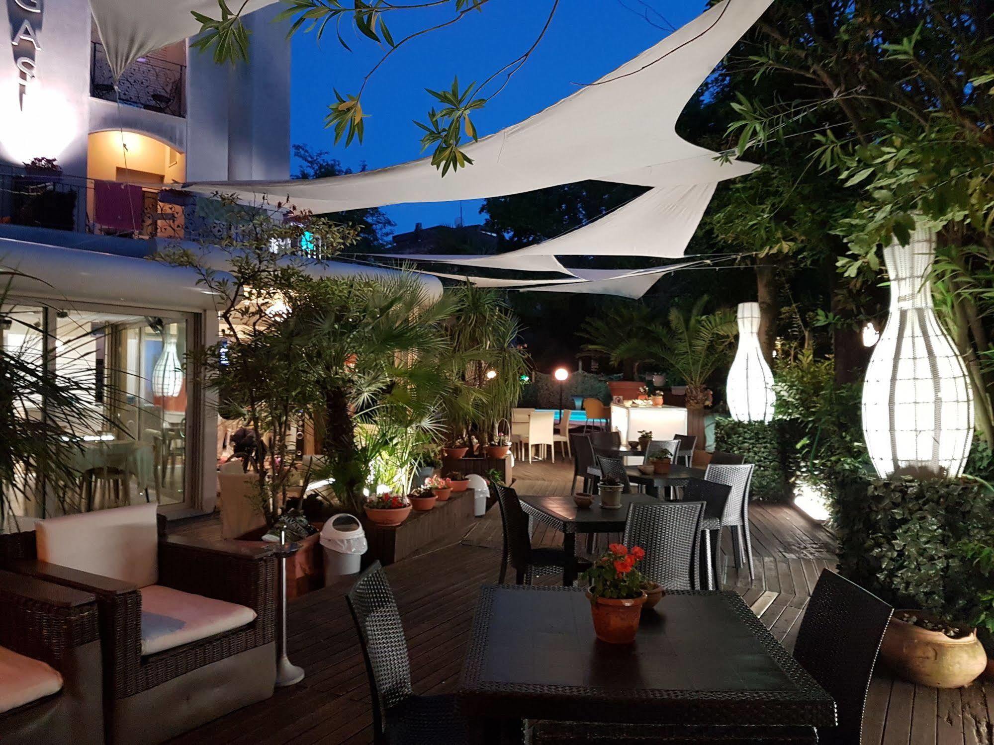Hotel Bengasi Rimini Exterior foto